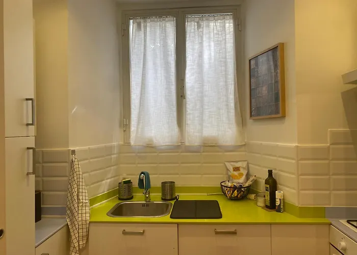Piramide Rhome Apartment